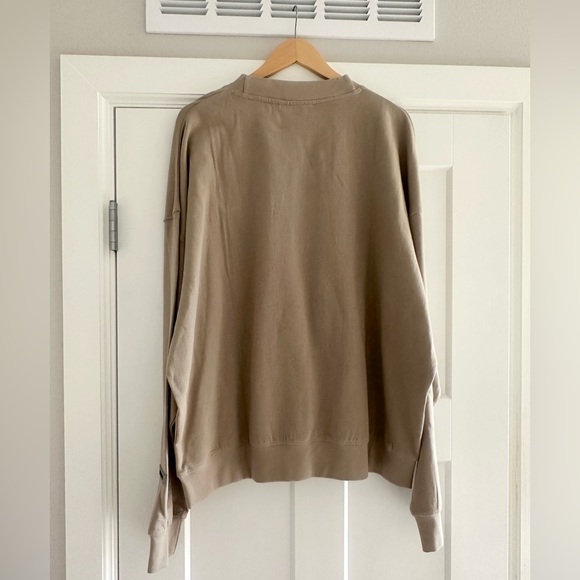 Brooklyn Cloth Originals Satin Applique sweatshirt - Picture 7 of 16